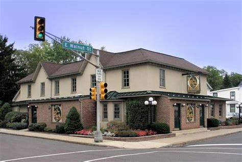 The perk restaurant in perkasie - happy hour at the bar: monday - friday 4:00pm-6:00pm - $1.00 off all appetizers & snacks and $1.00 off all beer, cocktails, & wine.
